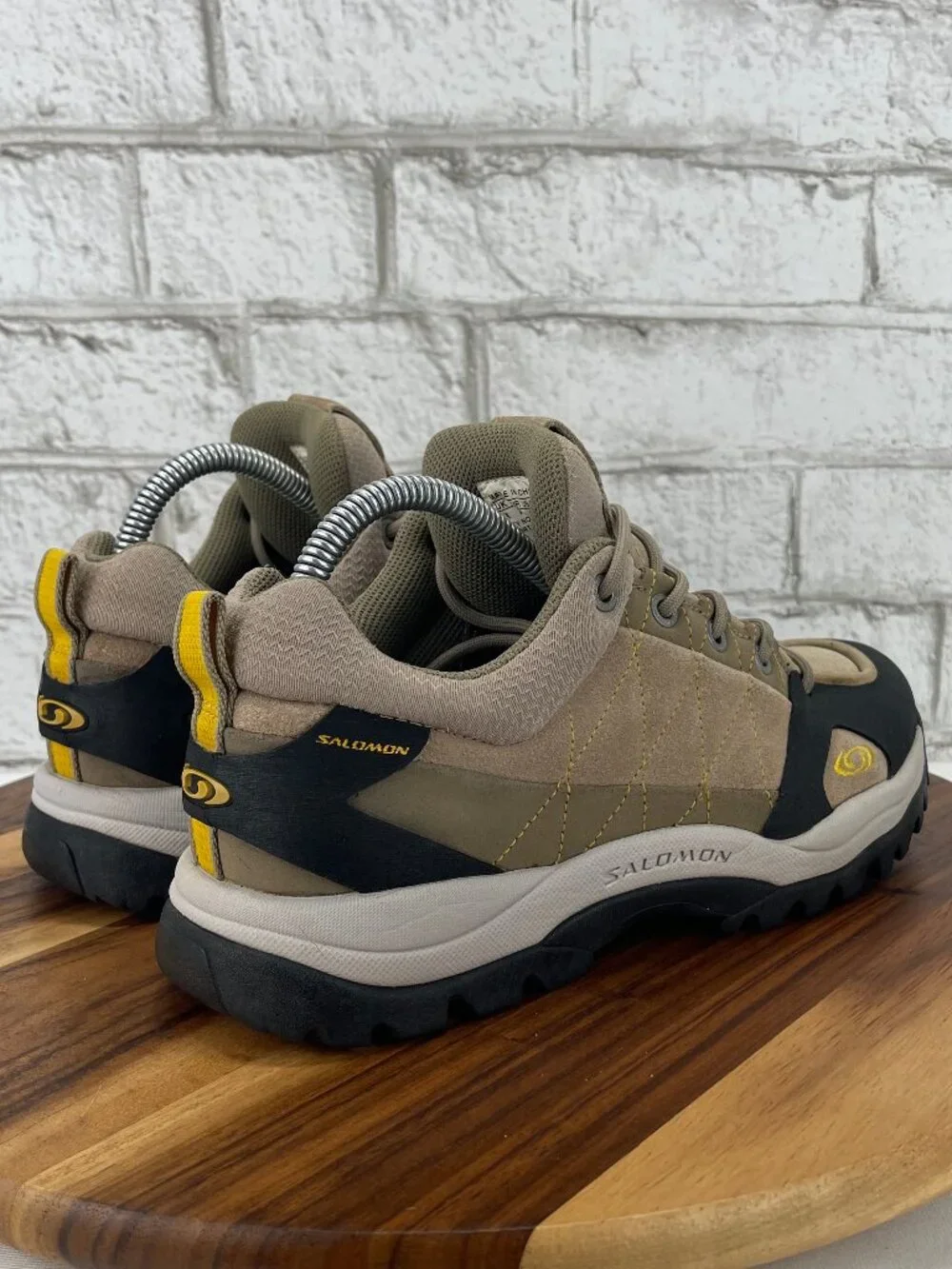 Salomon VTG 2003 Womens Sz. 7.5 Beige Black Chunky Hiking Outdoor Shoes 863675